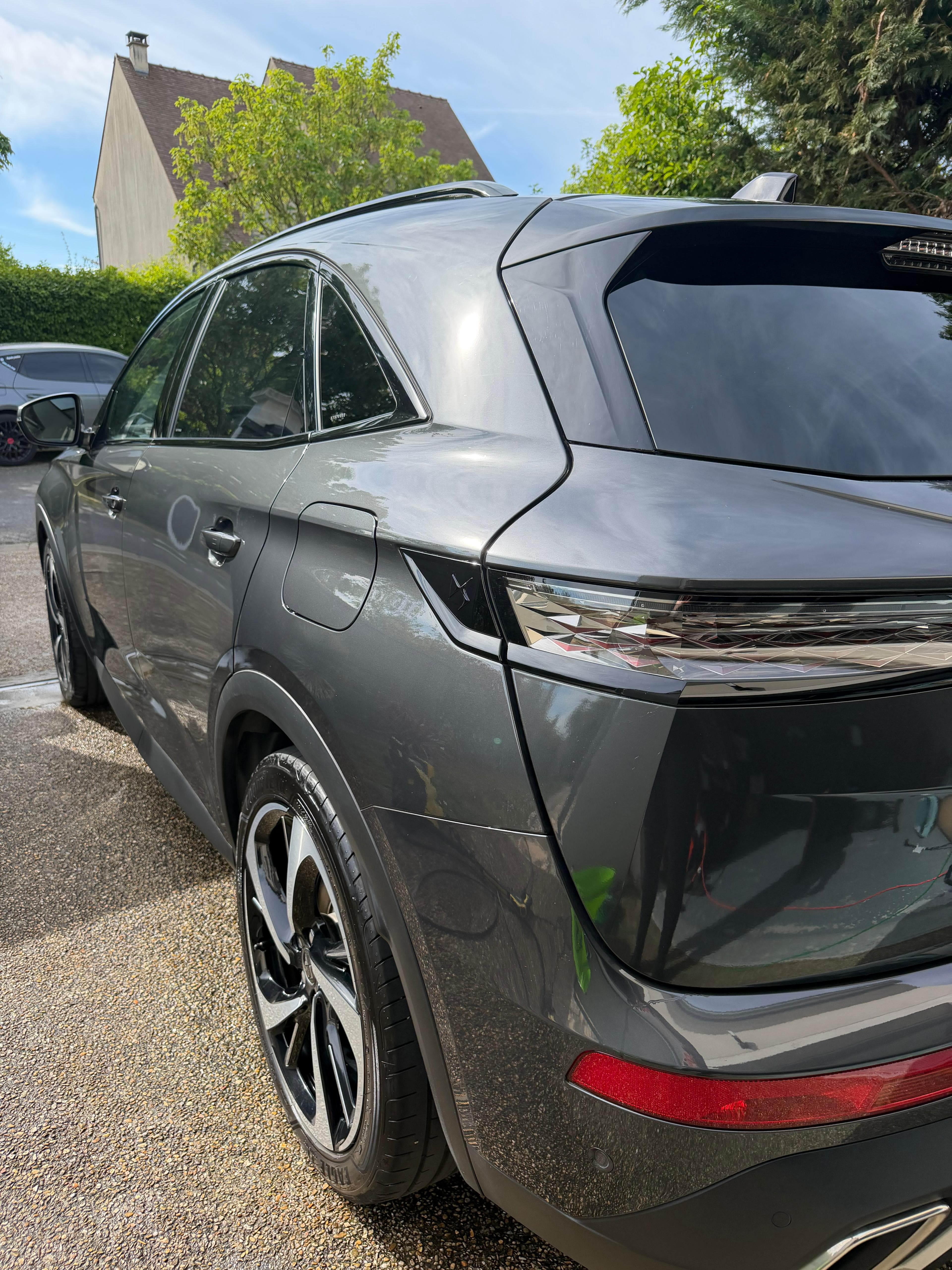 Exterieur vehicule avant apres lavage CLEAN CARS MRQS, Après